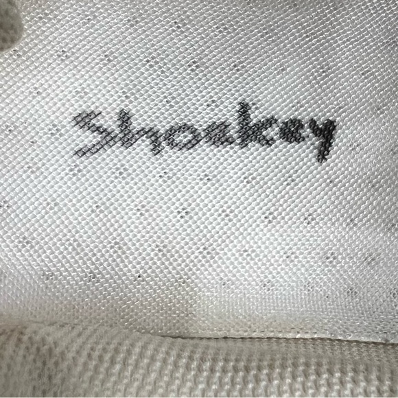 Shoekey Cream Gray Hook And Loop Sneakers Size 34 Big Girl - Picture 2 of 9